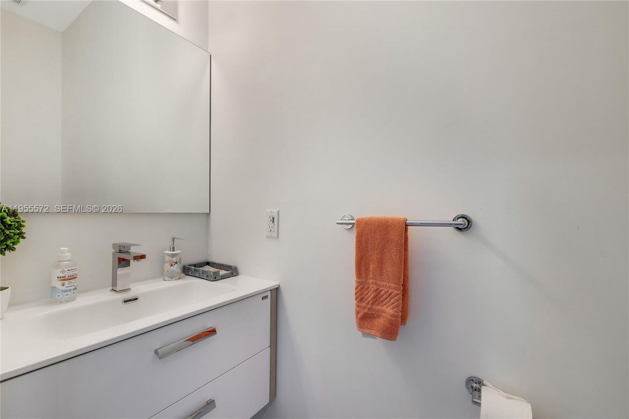 640 Colson Dr , Key Largo, FL 33037 Photo