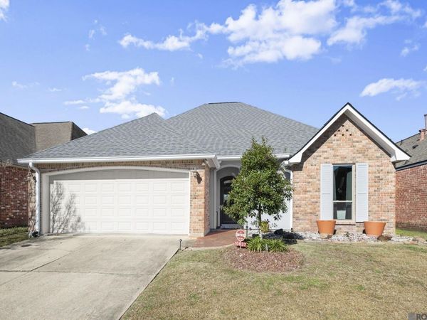 10837 Woodleaf Ave, Baton Rouge, LA 70816