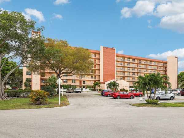 14575 Bonaire Boulevard, Unit 403, Delray Beach, FL 33446