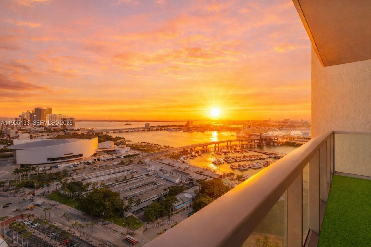 244 Biscayne Blvd, Unit 3104, Miami, FL 33132 Photo