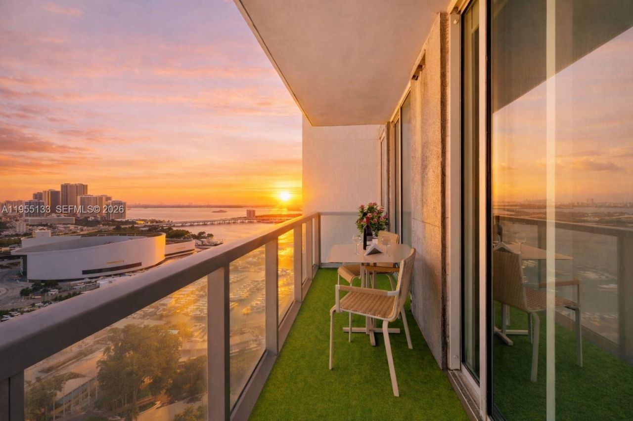 244 Biscayne Blvd, Unit 3104, Miami, FL 33132 Photo