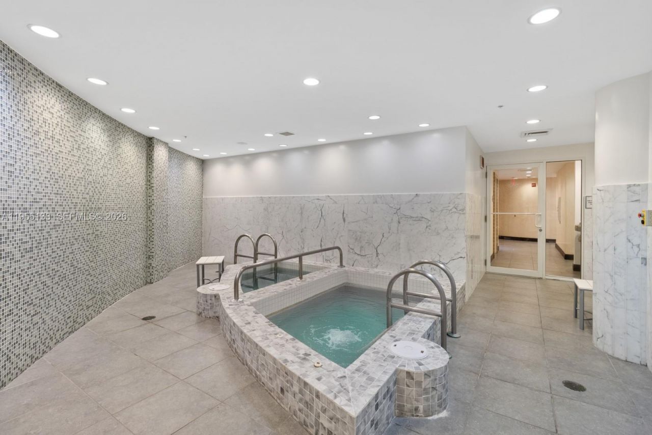 244 Biscayne Blvd, Unit 3104, Miami, FL 33132 Photo