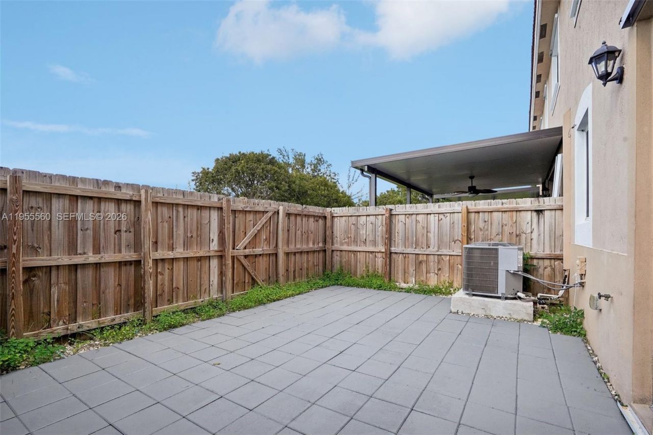 1006 SE 23rd Ave, Homestead, FL 33035 Photo