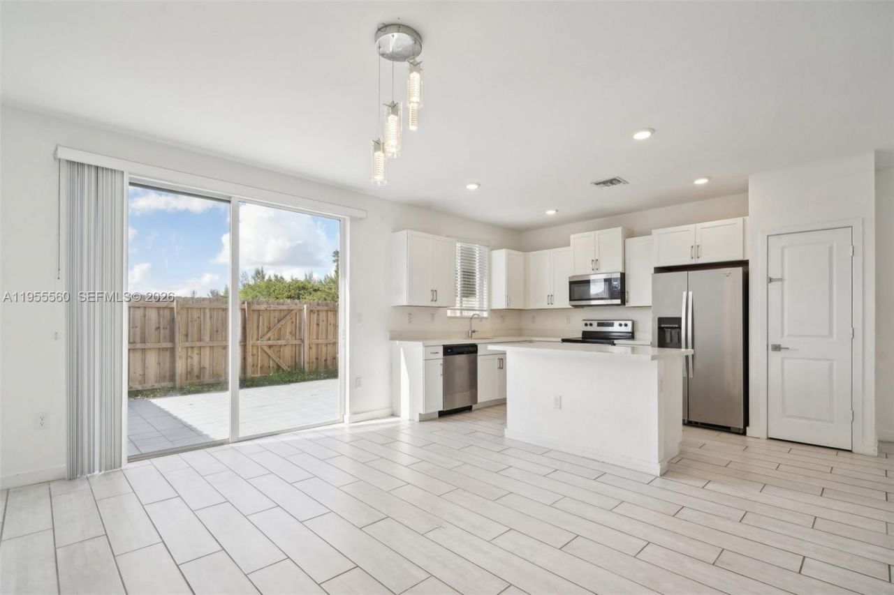 1006 SE 23rd Ave, Homestead, FL 33035 Photo