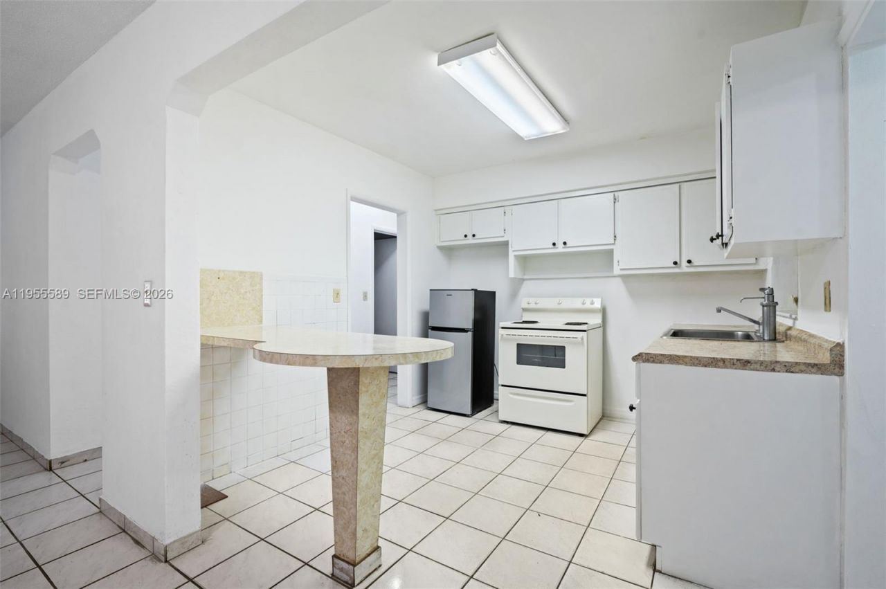 42 E 16th St, Hialeah, FL 33010 Photo