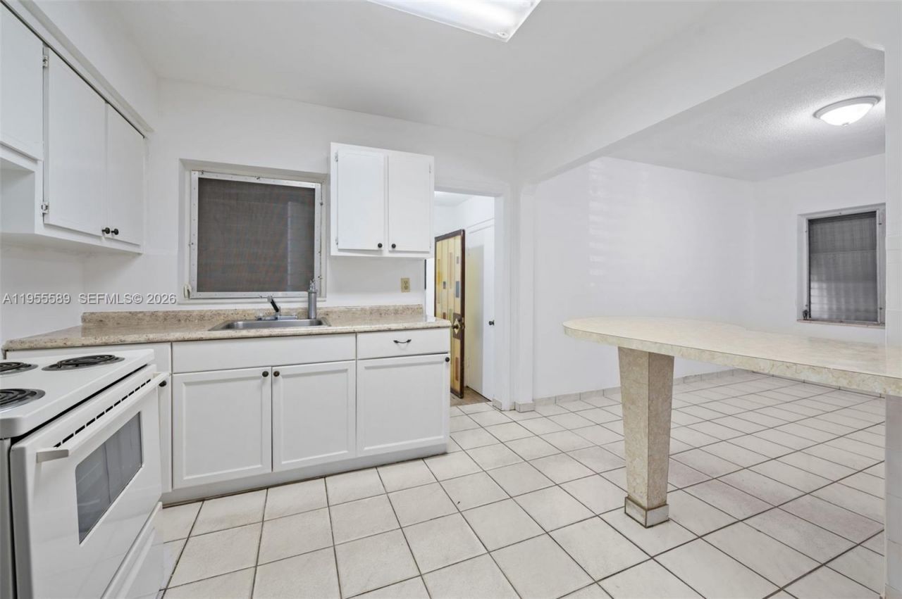 42 E 16th St, Hialeah, FL 33010 Photo