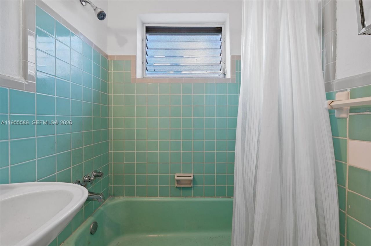 42 E 16th St, Hialeah, FL 33010 Photo