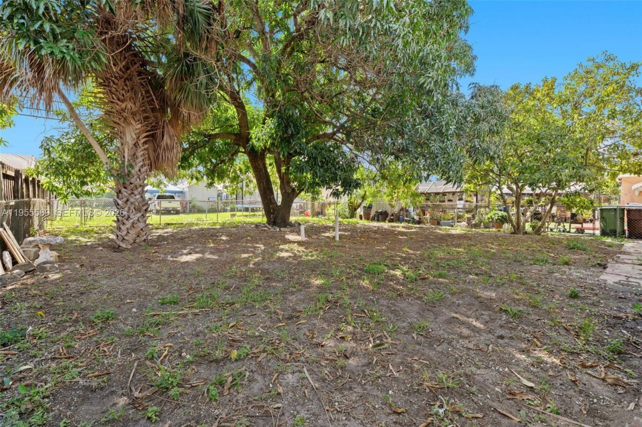 42 E 16th St, Hialeah, FL 33010 Photo