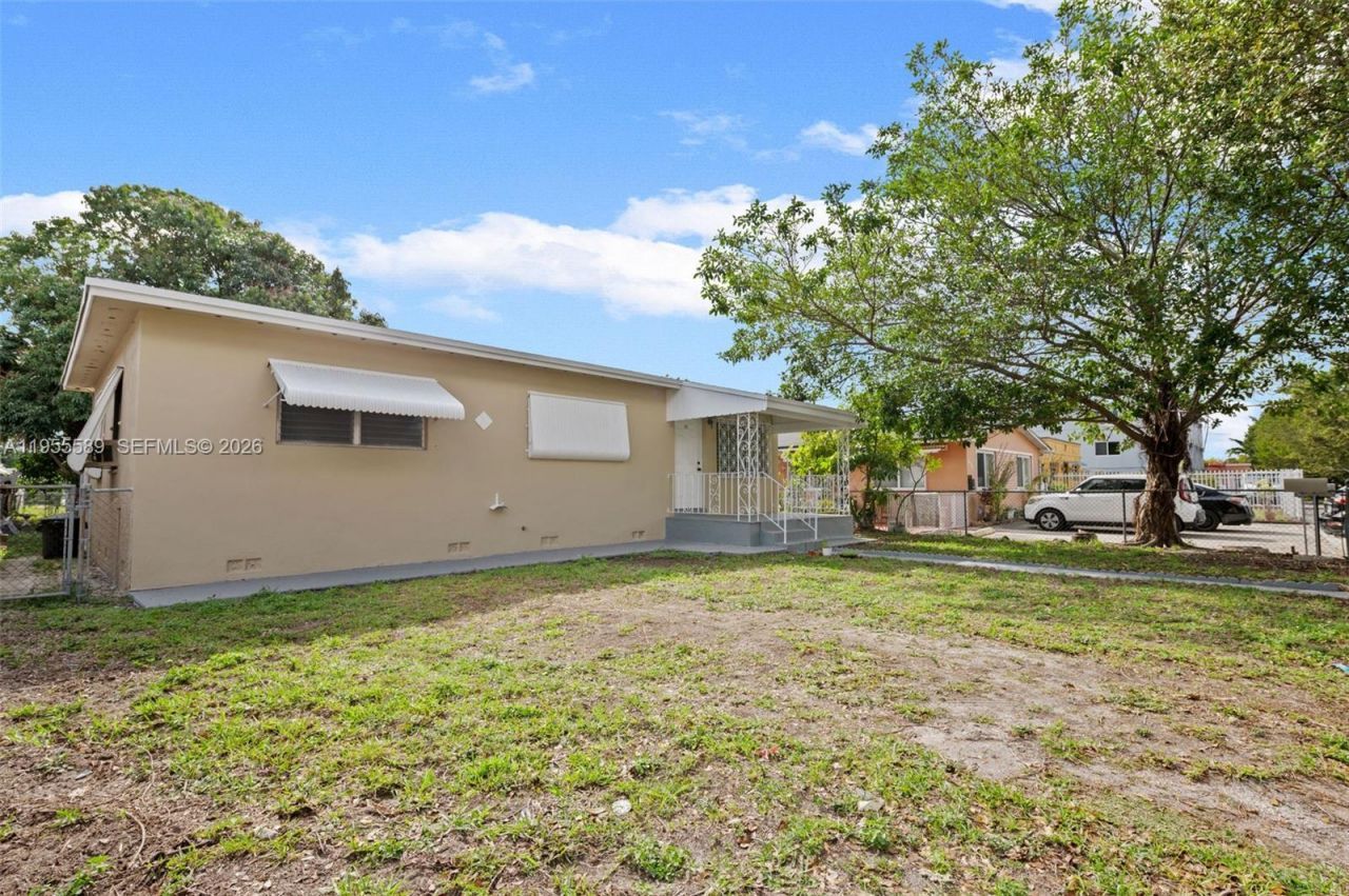 42 E 16th St, Hialeah, FL 33010 Photo