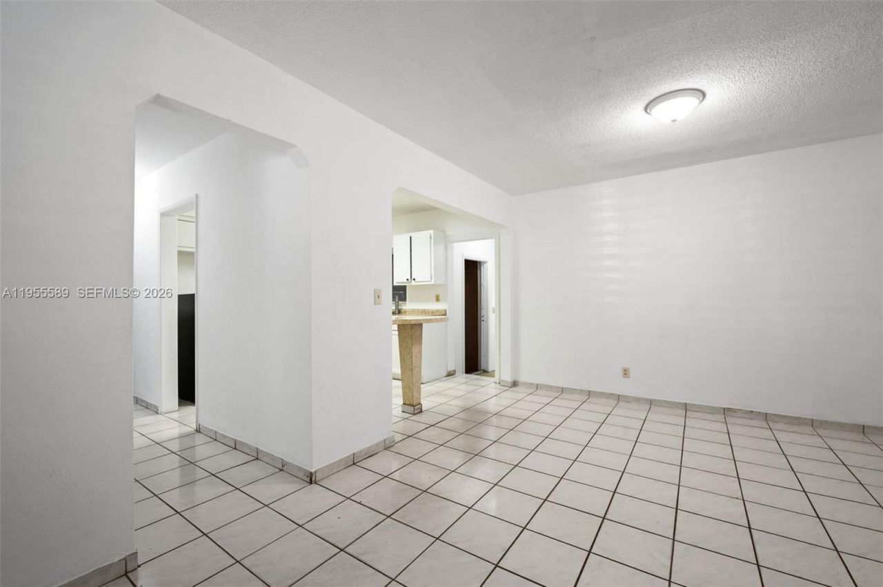 42 E 16th St, Hialeah, FL 33010 Photo