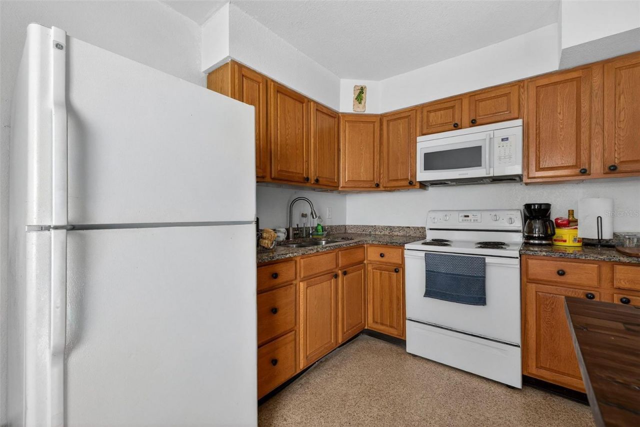 1142 62nd Avenue N, Saint Petersburg, FL 33702 Photo