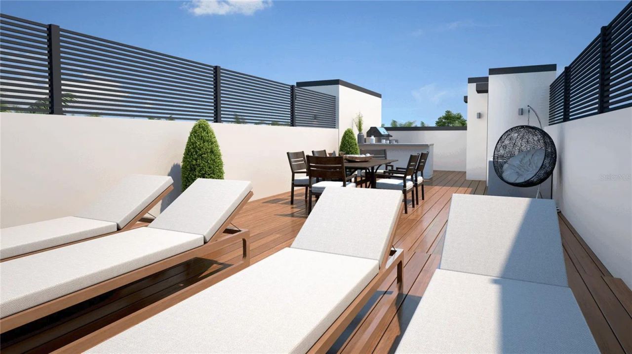 375 13th St N, Saint Petersburg, FL 33705 Photo