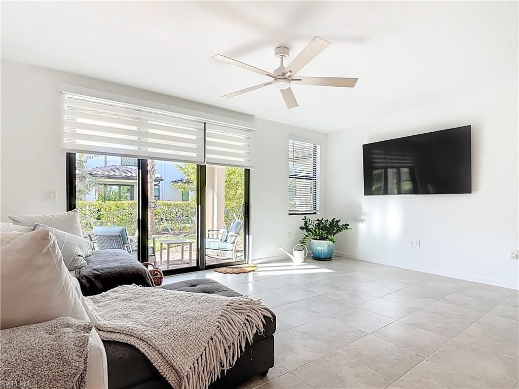 1508 Fells Cove Ln, Cape Coral, FL 33909 Photo