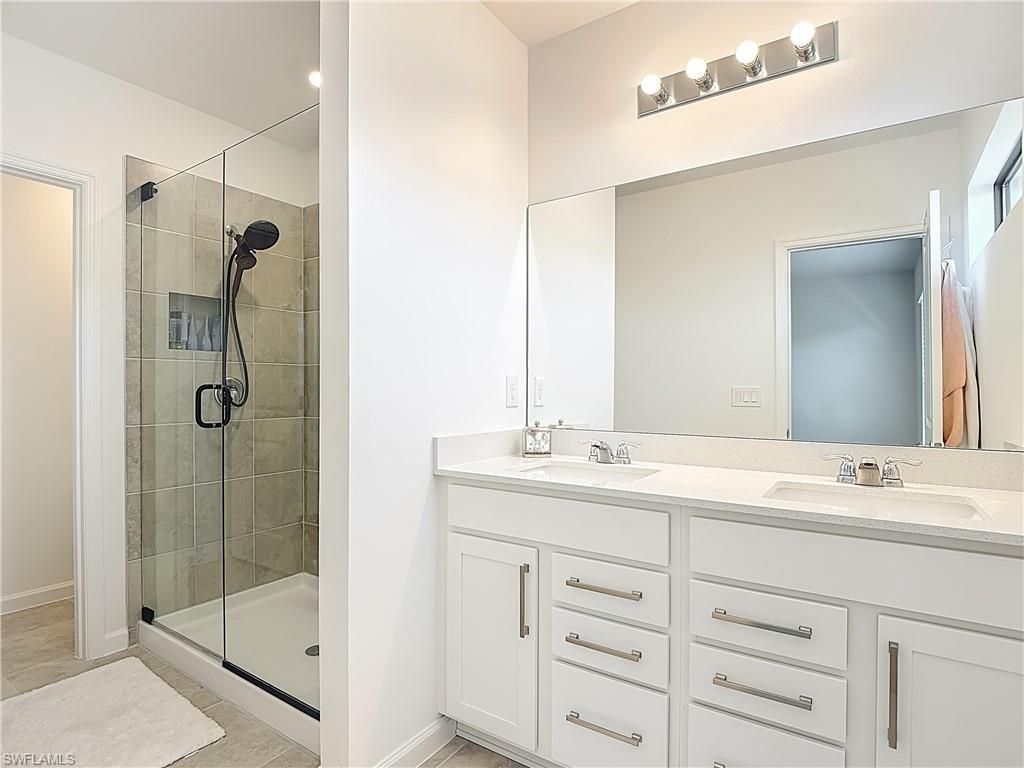 1508 Fells Cove Ln, Cape Coral, FL 33909 Photo