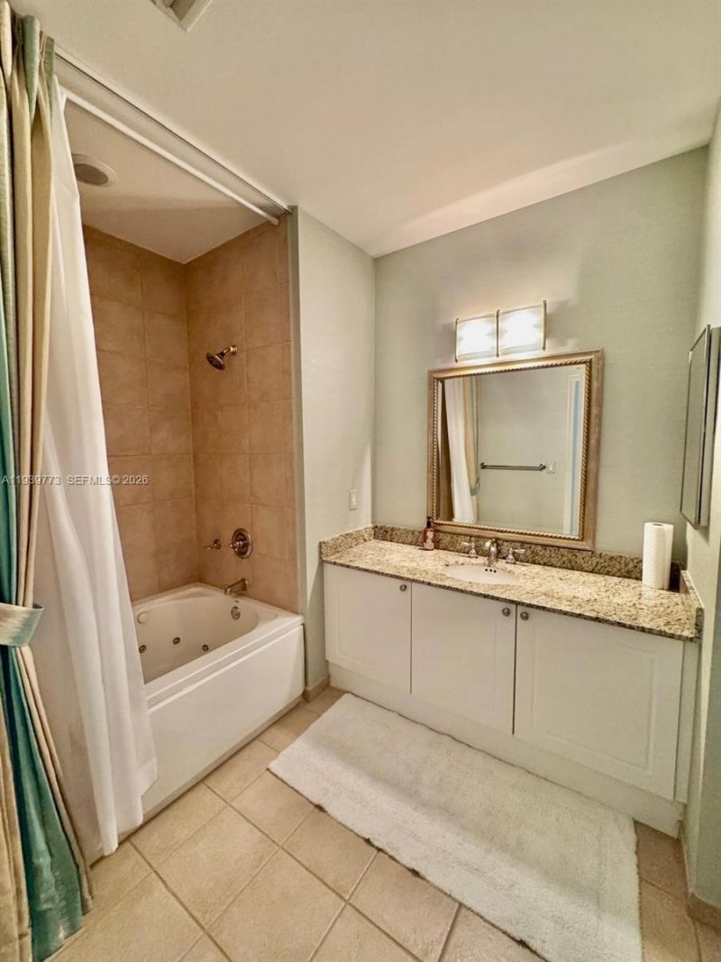 19501 W Country Club Dr, Unit TS-05, Aventura, FL 33180 Photo