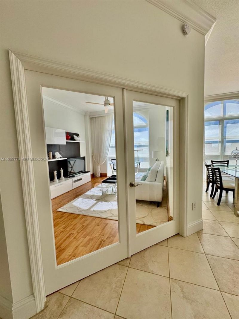 19501 W Country Club Dr, Unit TS-05, Aventura, FL 33180 Photo