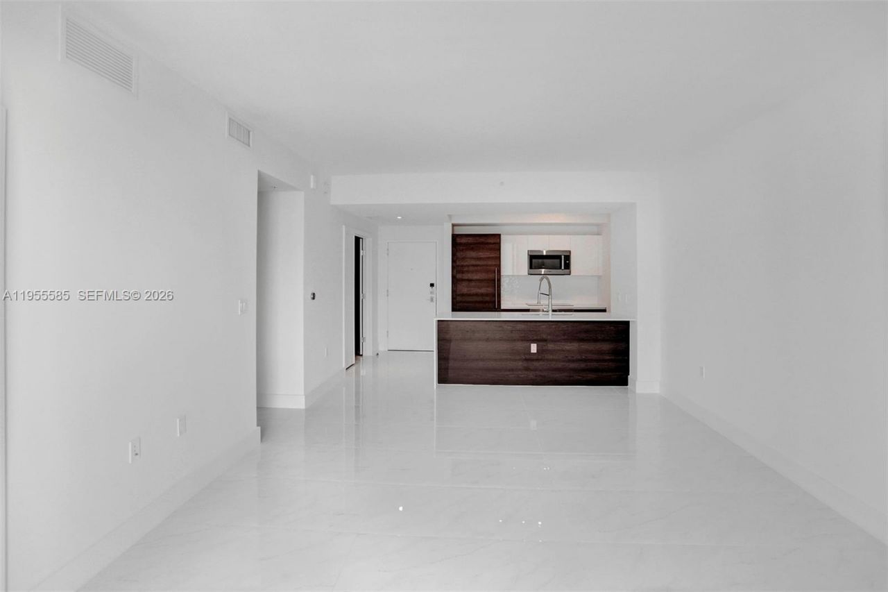 301 Altara Ave, Unit 730, Coral Gables, FL 33146 Photo