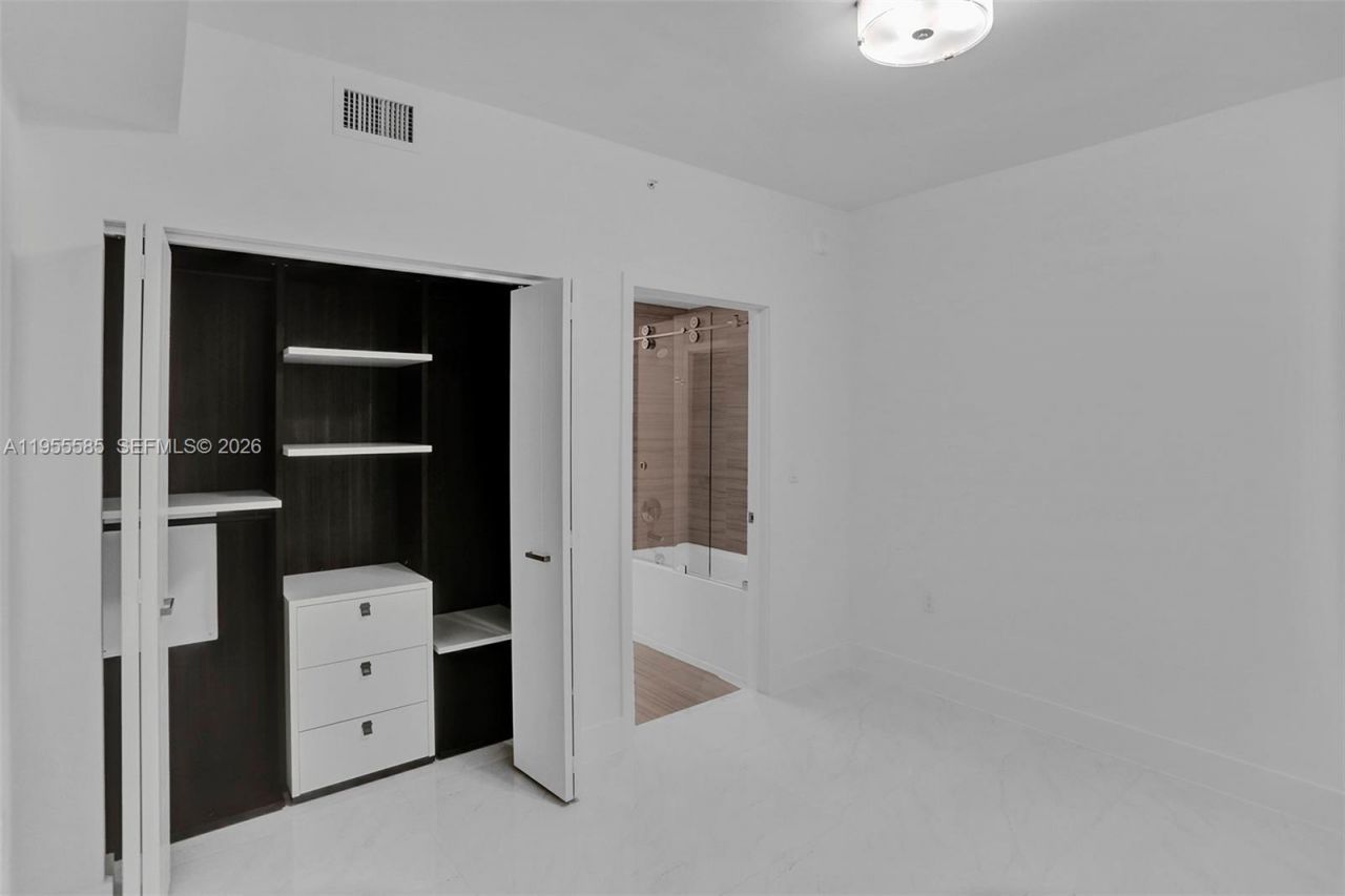301 Altara Ave, Unit 730, Coral Gables, FL 33146 Photo