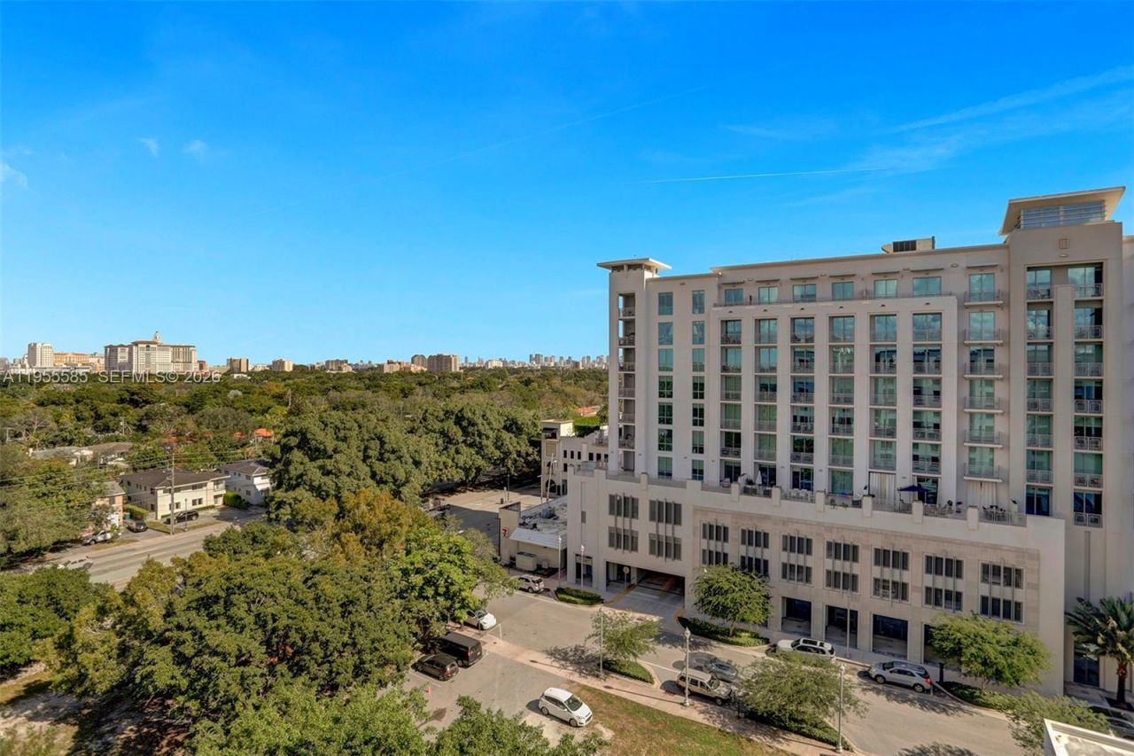 301 Altara Ave, Unit 730, Coral Gables, FL 33146 Photo