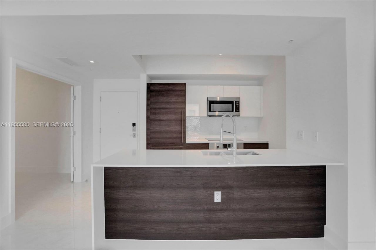 301 Altara Ave, Unit 730, Coral Gables, FL 33146 Photo