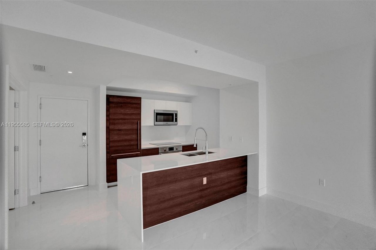 301 Altara Ave, Unit 730, Coral Gables, FL 33146 Photo