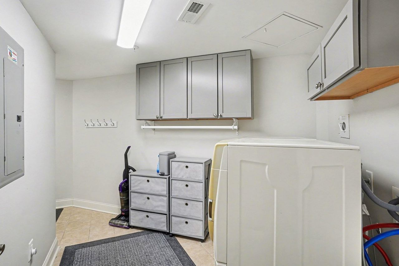 6203 Catalina Dr. Photo 17