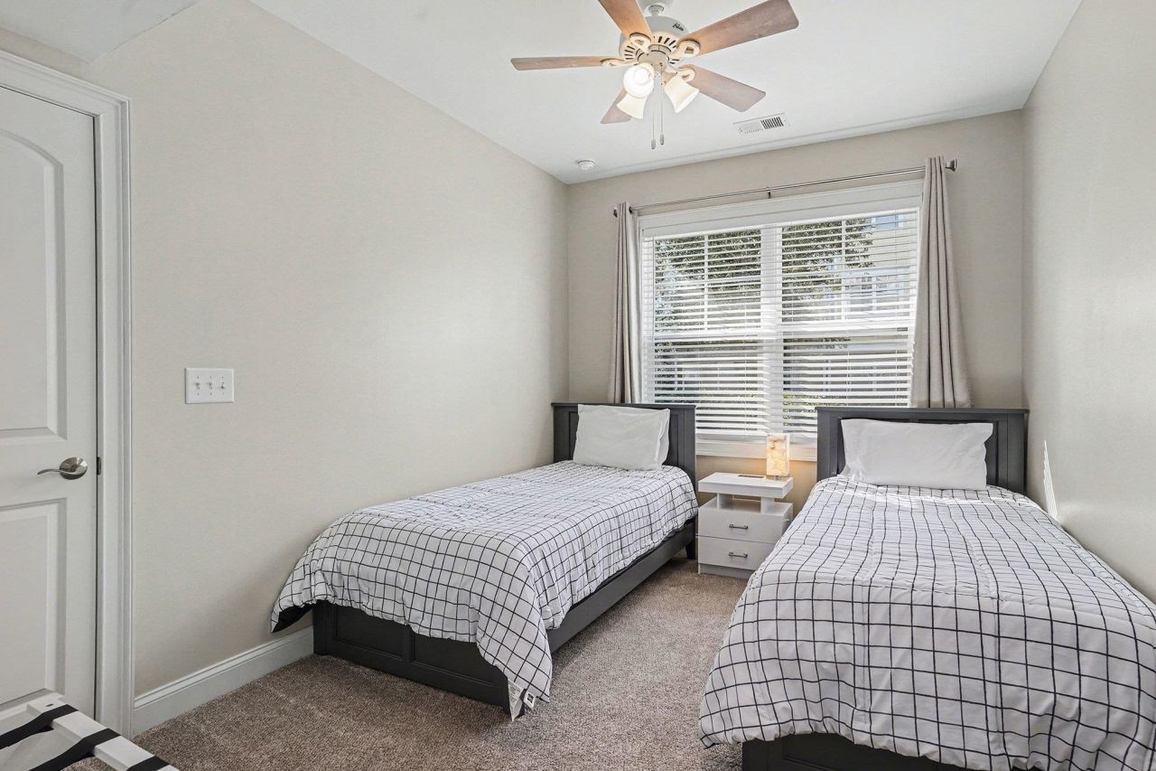 6203 Catalina Dr. Photo 18