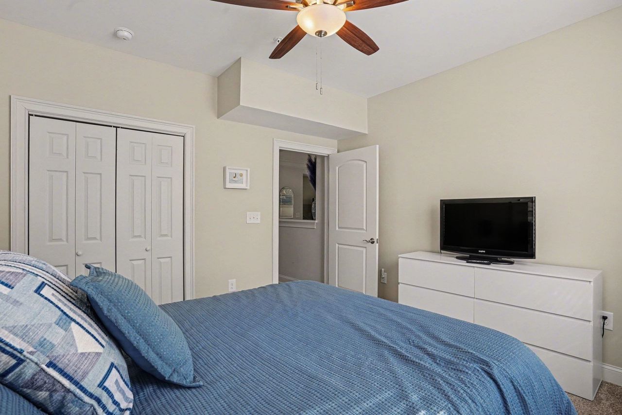 6203 Catalina Dr. Photo 22