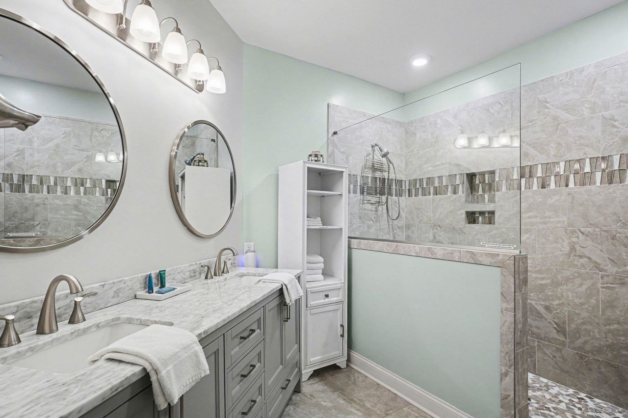 6203 Catalina Dr. Photo 4