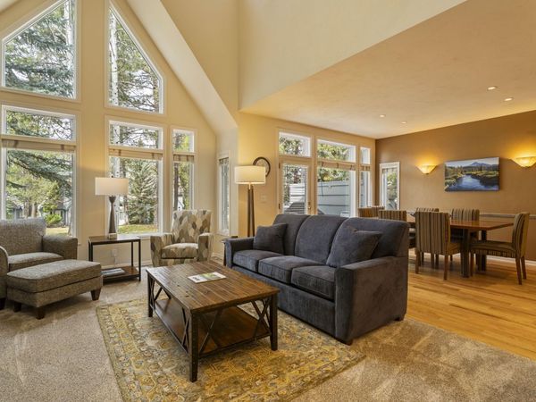 57062 Peppermill Circle, Unit 30-A, Sunriver, OR 97707