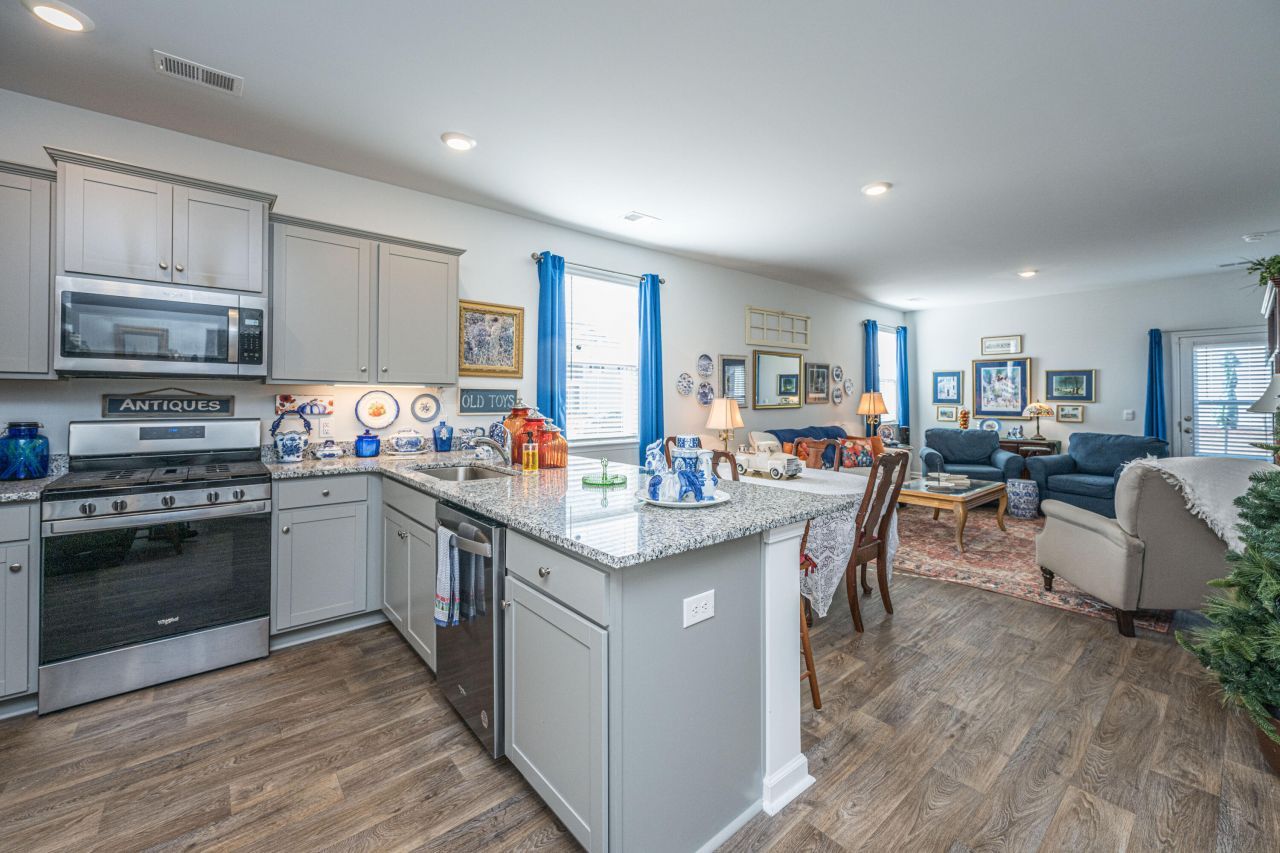 335 Feldspar Lane Photo 6