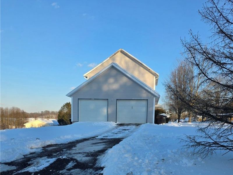 141 Meadowpark Drive, Cambridge, OH 43725 Photo 5