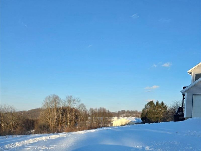 141 Meadowpark Drive, Cambridge, OH 43725 Photo 7