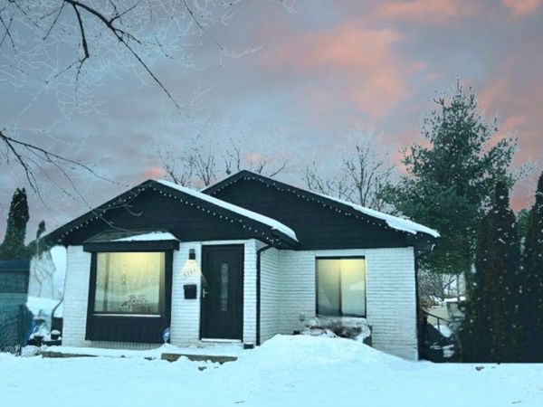 5346 Clippert Street, Dearborn Heights, MI 48125