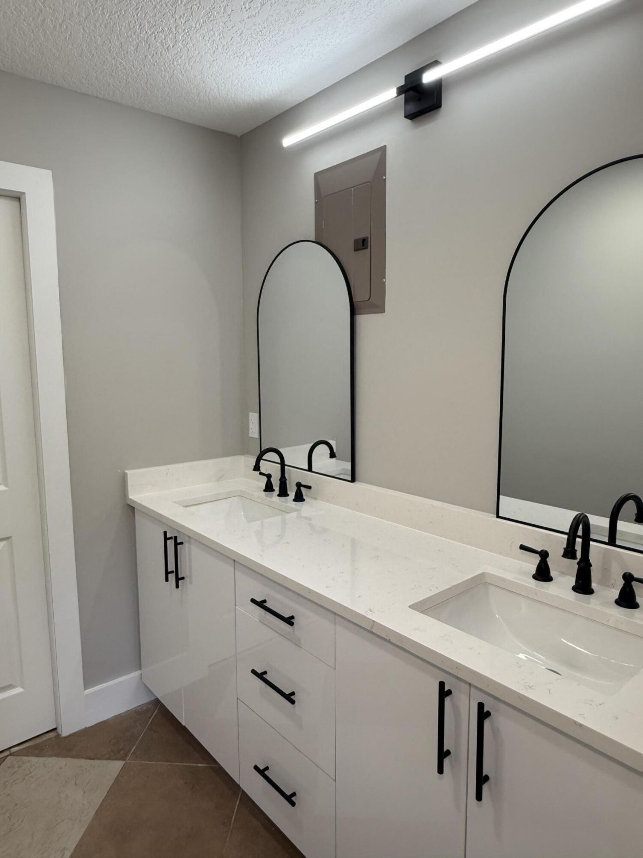 507 SW North River Point Drive, Stuart, FL 34994 Photo