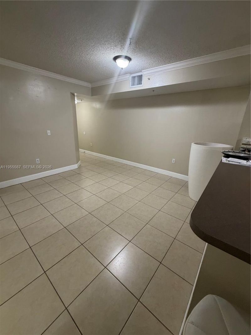 2451 Centergate Dr, Unit 106, Miramar, FL 33025 Photo