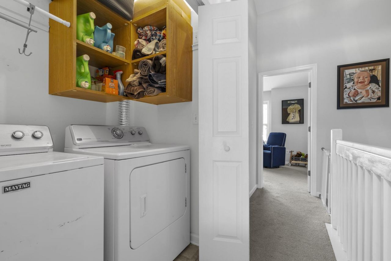 549 Tayrn Drive Photo 15