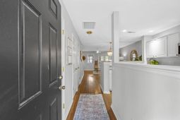 549 Tayrn Drive photo 4