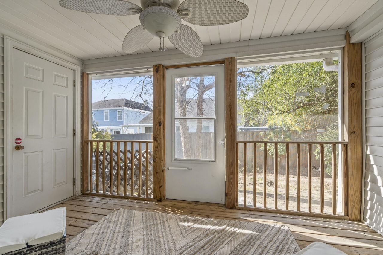 549 Tayrn Drive Photo 20