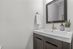 549 Tayrn Drive photo 4