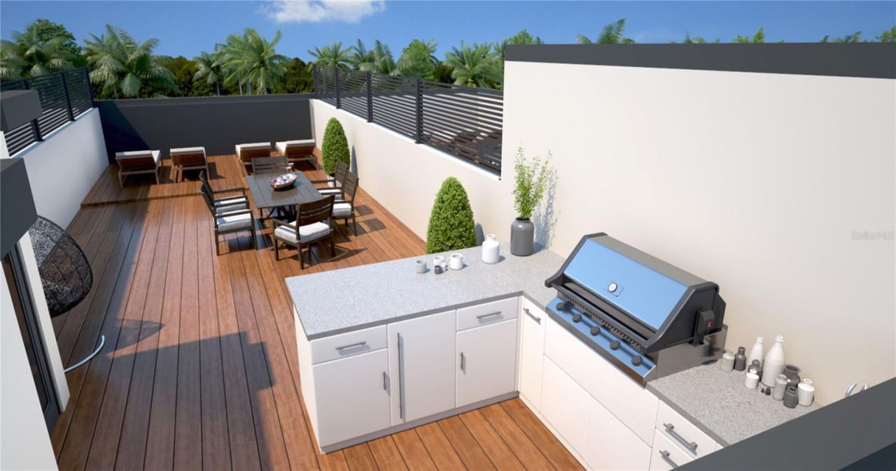 379 13th St N, Saint Petersburg, FL 33705 Photo