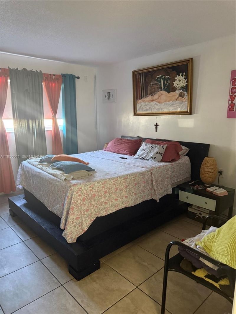 7120 NW 179th St, Unit 105, Hialeah, FL 33015 Photo
