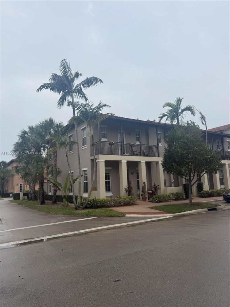 14602 SW 11th St, Unit 14602, Pembroke Pines, FL 33027 Photo