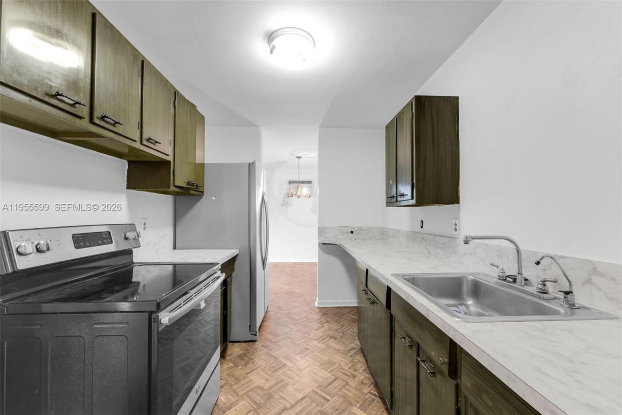 11401 SW 57th St, Miami, FL 33173 Photo