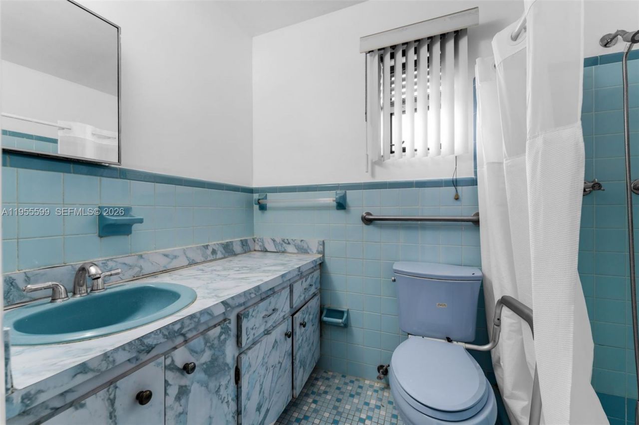 11401 SW 57th St, Miami, FL 33173 Photo