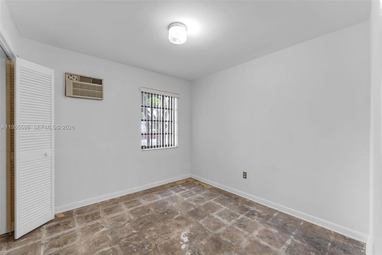 11401 SW 57th St, Miami, FL 33173 Photo