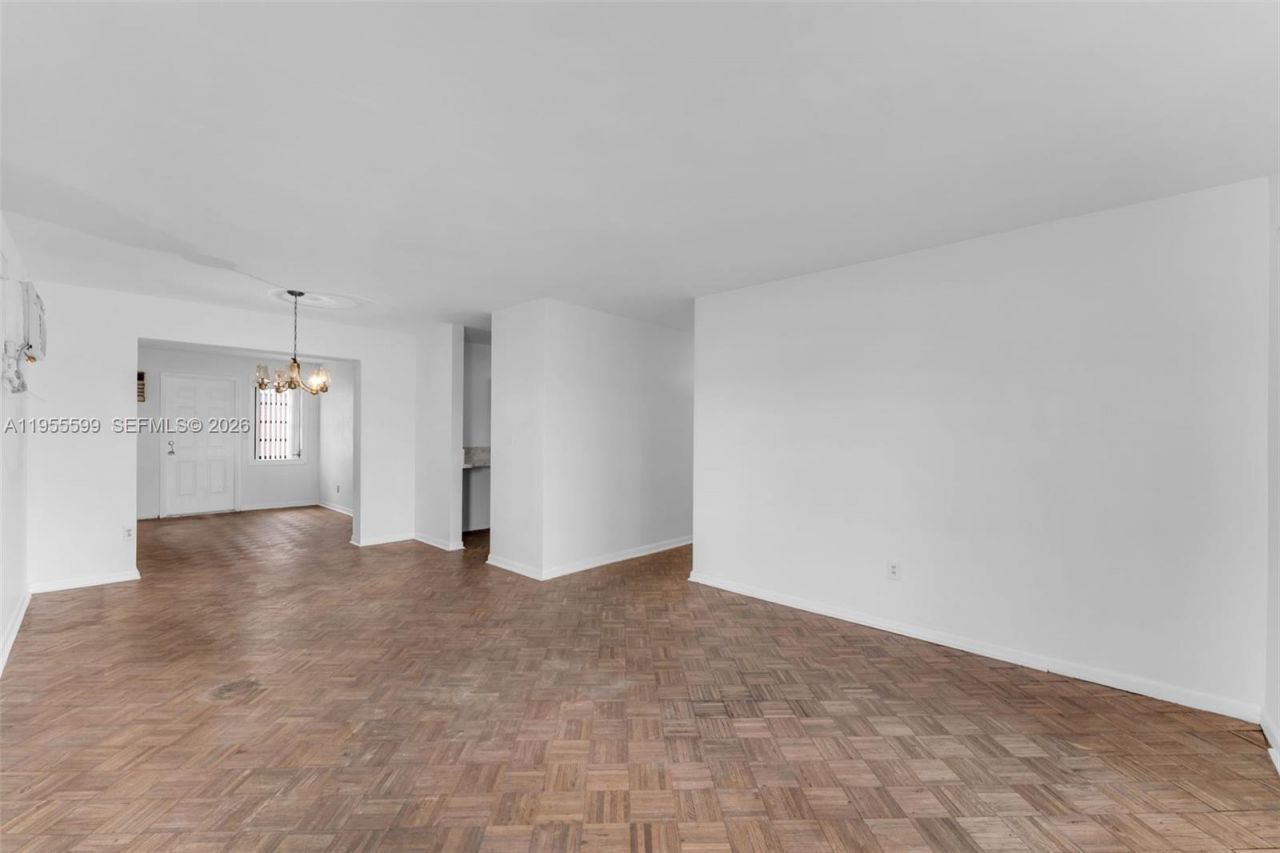 11401 SW 57th St, Miami, FL 33173 Photo