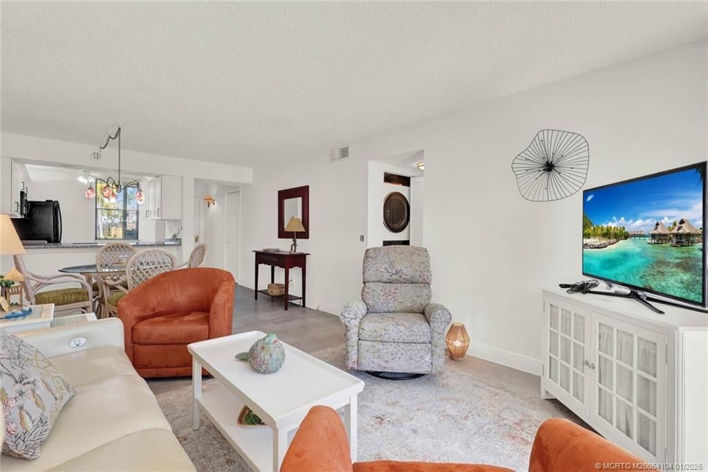 1950 SW Palm City Road, Unit 9-102, Stuart, FL 34994 Photo