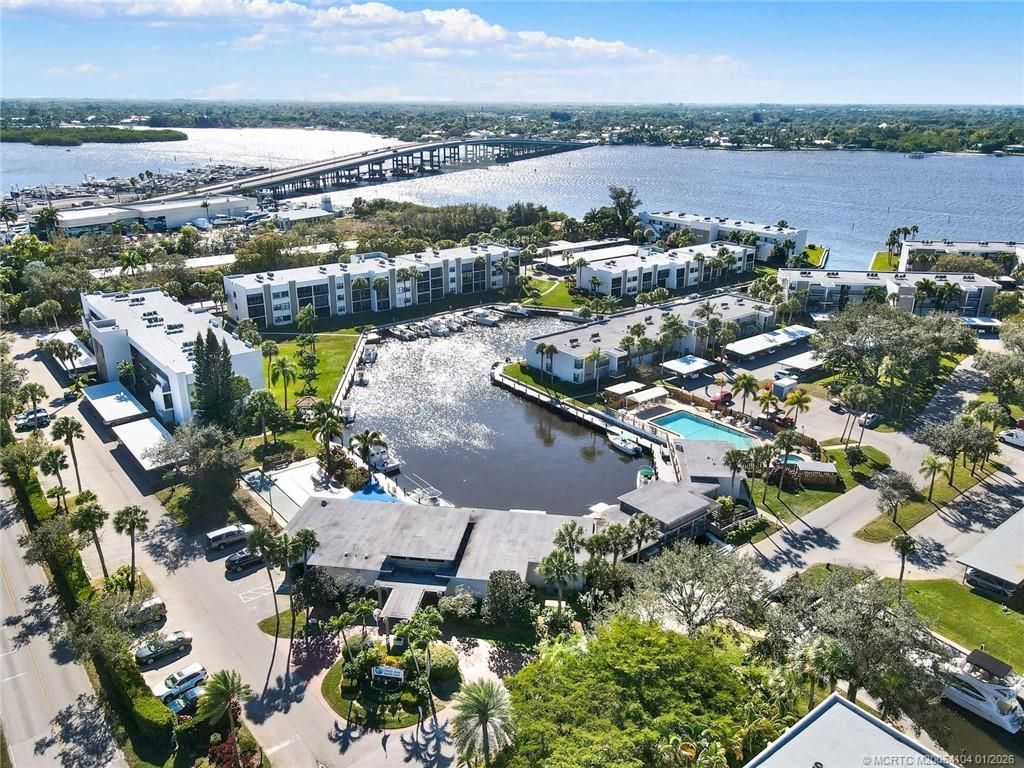 1950 SW Palm City Road, Unit 9-102, Stuart, FL 34994 Photo