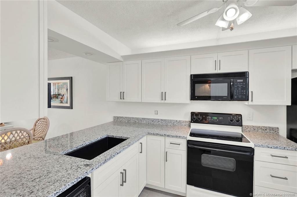 1950 SW Palm City Road, Unit 9-102, Stuart, FL 34994 Photo